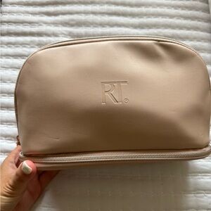 Real Techniques Beige Cosmetic Bag